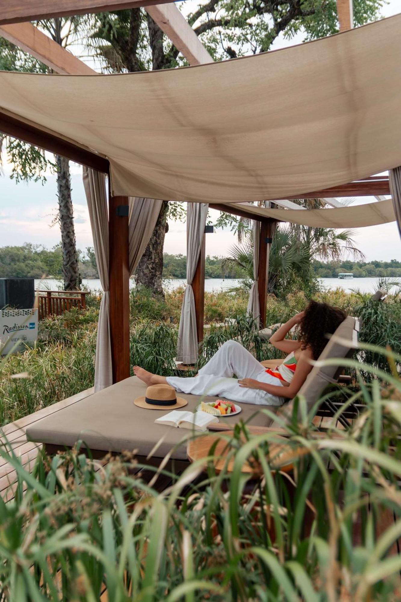 Radisson Blu Mosi-Oa-Tunya Livingstone Resort Buitenkant foto